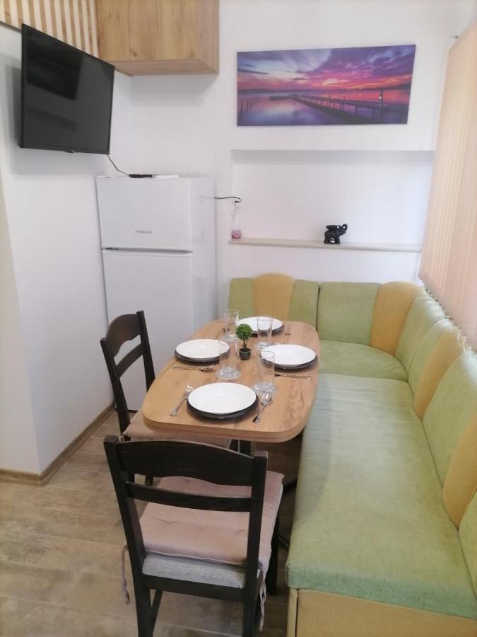 Cosy Apartment With A Sunny Balcony In Varna Exterior foto
